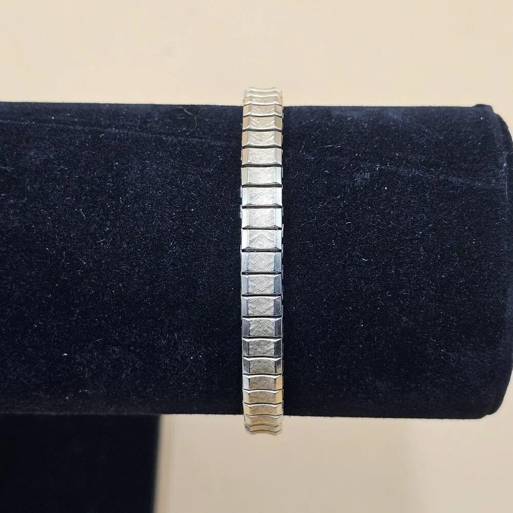 Vintage Benrus Ladies Cocktail Watch 10k RGP Bezel Speidel USA Band Runs Great